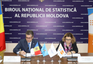 Nigina Abaszada și Oleg Cara semnează memorandumul de înțelegere