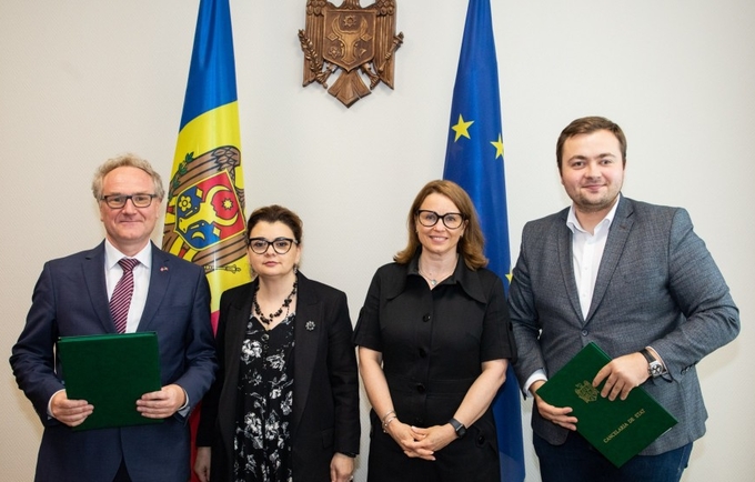 UNFPA și Guvernul Elveției vor consolida capacitățile autorităților din Moldova să planifice bugetele în baza datelor și tendinț