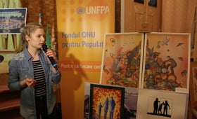 Doina Brodescu și tabloul ei "Calea spre egaliatea de gen"