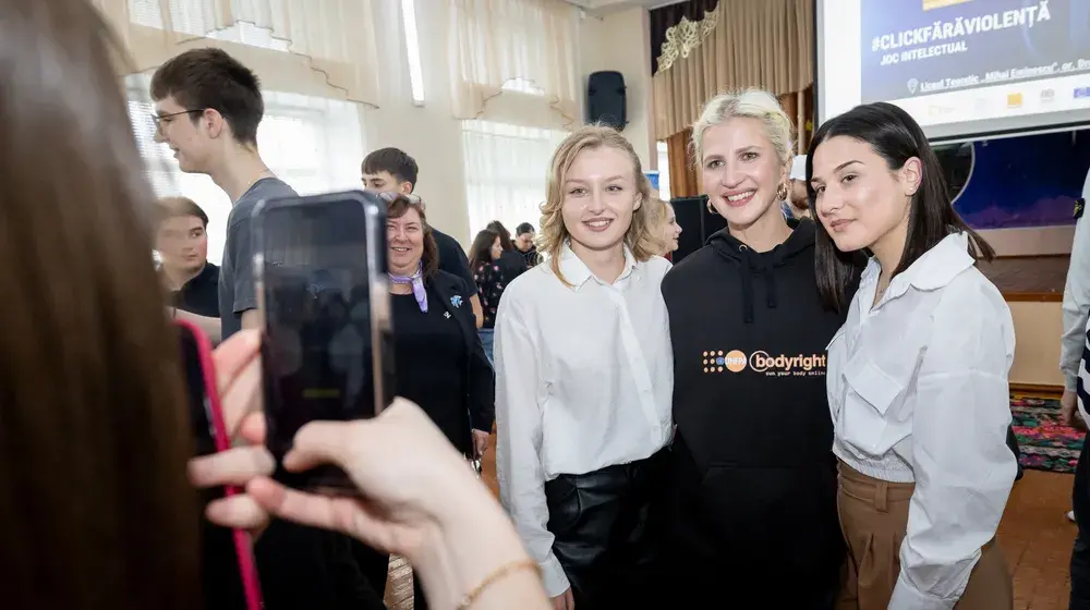 UNFPA Moldova empowers hundreds of youth to navigate the digital world safely