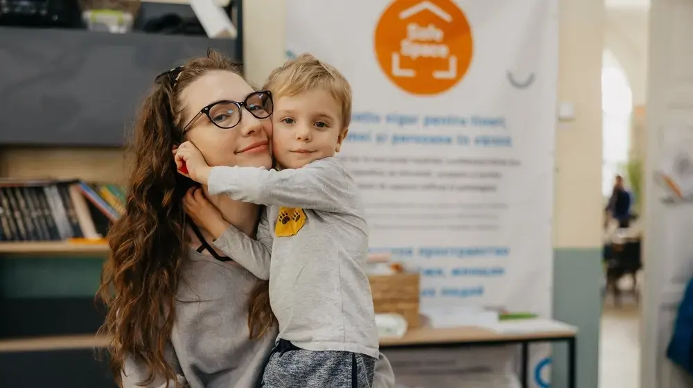 Telegram channel provides a lifeline to refugee mothers in Moldova