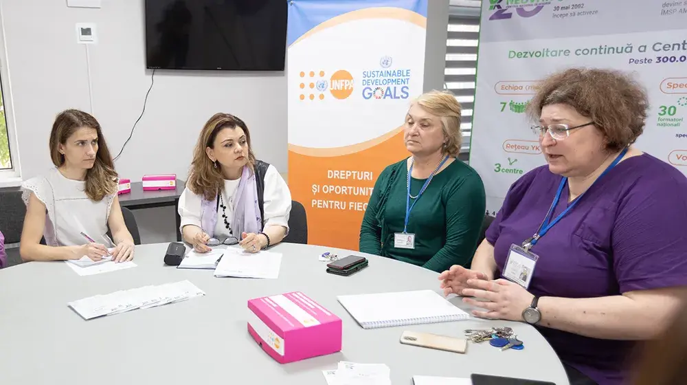 UNFPA strengthens partnership with Youth Klinic to help Moldovan and Ukrainian youth stay safe during crisis 