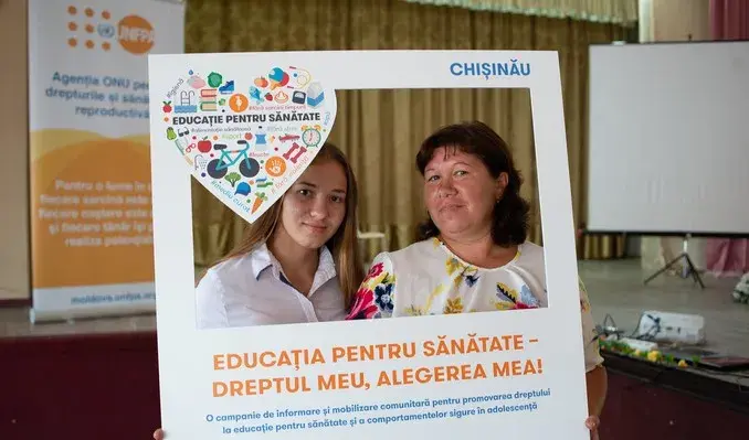 E cool să fii informat: Acum e momentul să alegi disciplina opțională „Educație pentru sănătate” și să știi cum previi riscurile de comportament