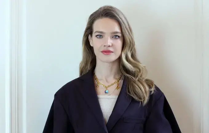 Supermodelul Natalia Vodianova face echipă cu UNFPA pentru a pune capăt stigmei legată de corpul și sănătatea femeii