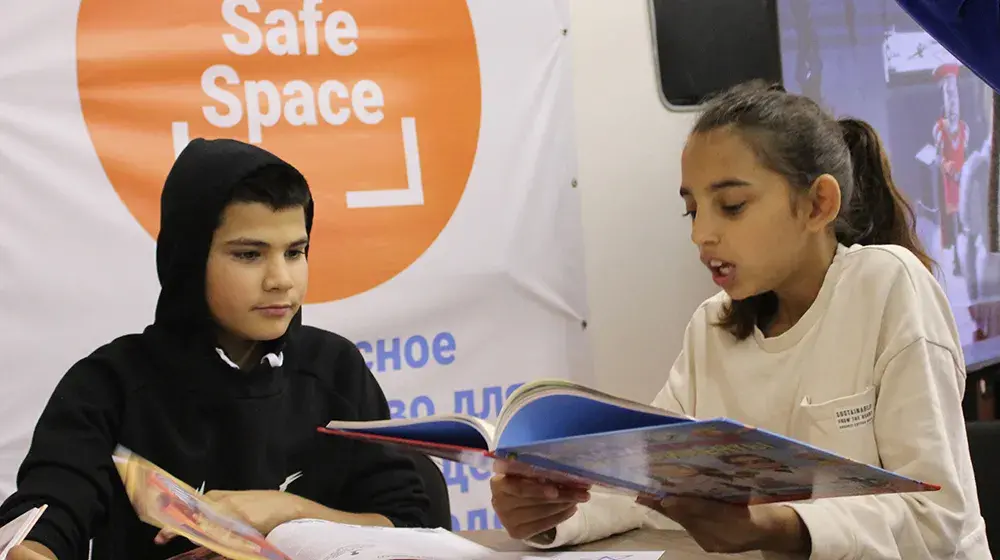 Roma youth refugees empowered at UNFPA Safe Space