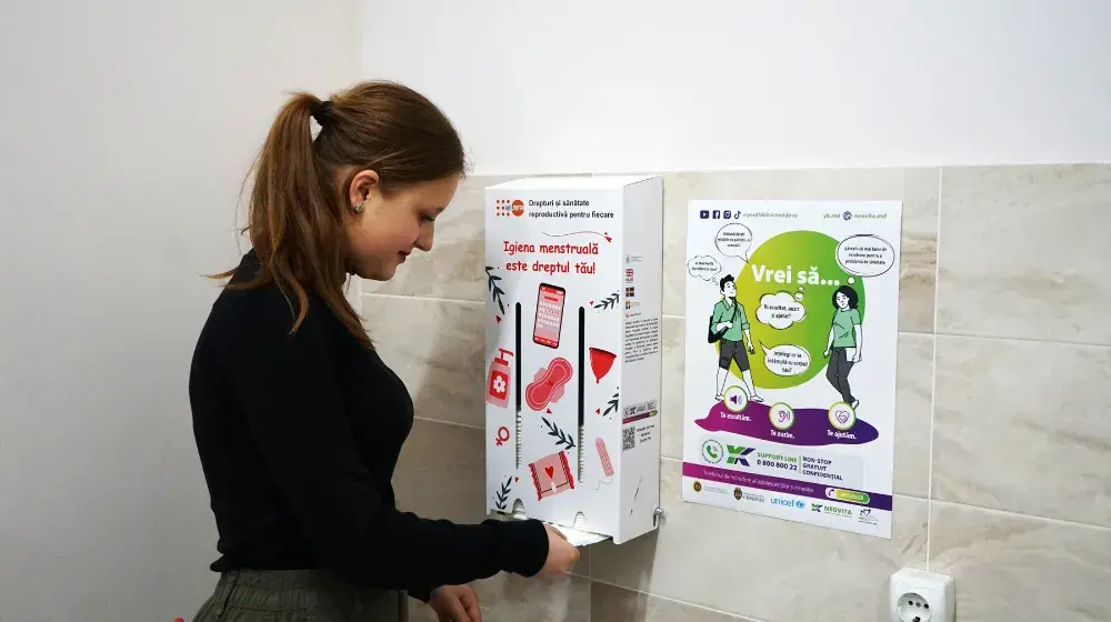 Over 200,000 girls from Moldova will have free access to sanitary pads in the network of Youth Centers and Youth Clinics